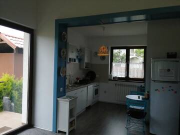 Фотографии Дома для отпуска Casa Bunicii г. Sindreşti (Румыния) №4 Фото Дома для отпуска Casa Bunicii г. Sindreşti 4